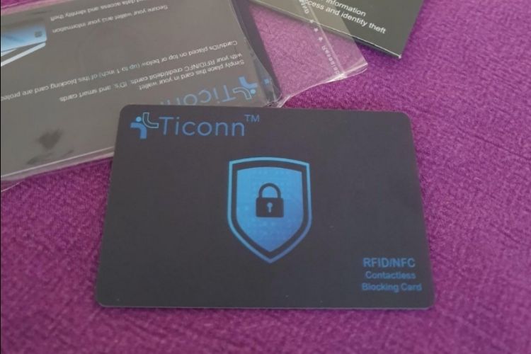 photo of Credit Card Protector Ticonn