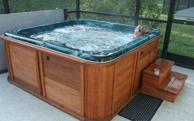 hot tub under 5000